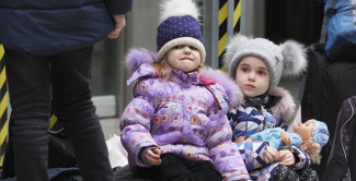 Kinder flüchten aus der Ukraine
