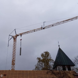 13.11.23 - Pfosten Vordach am Kran